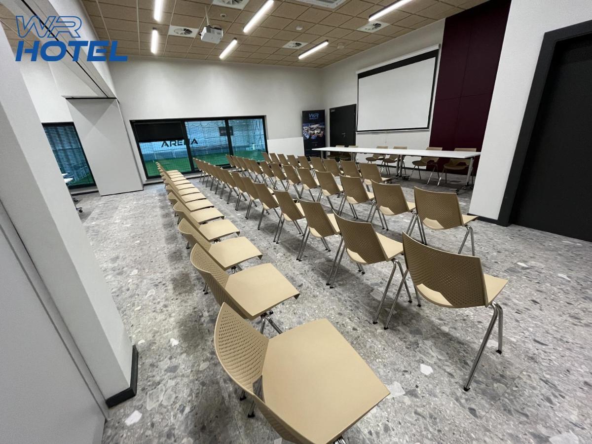 Wr Sport Hotel & Spa - Centrum Sportu I Rozrywki 스빌차 외부 사진