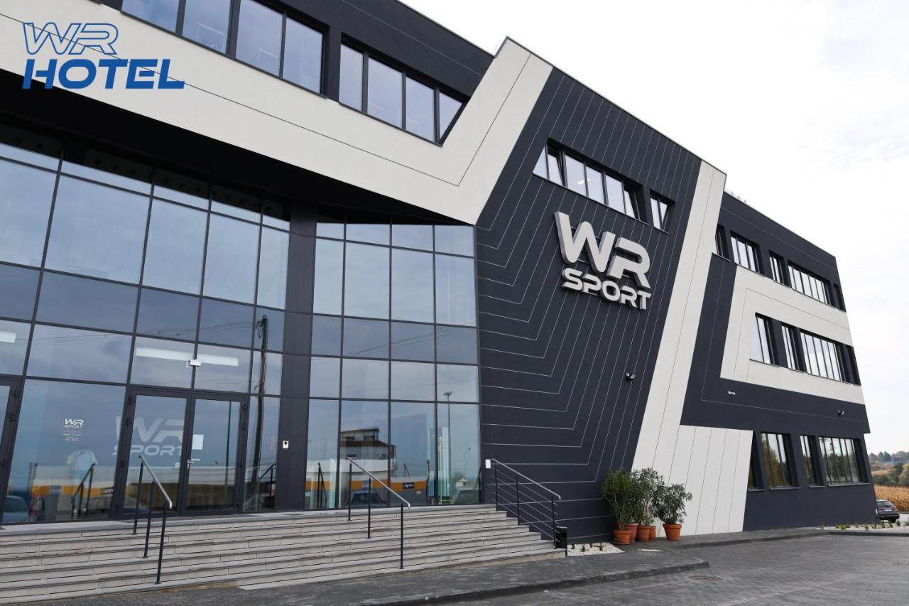 Wr Sport Hotel & Spa - Centrum Sportu I Rozrywki 스빌차 외부 사진