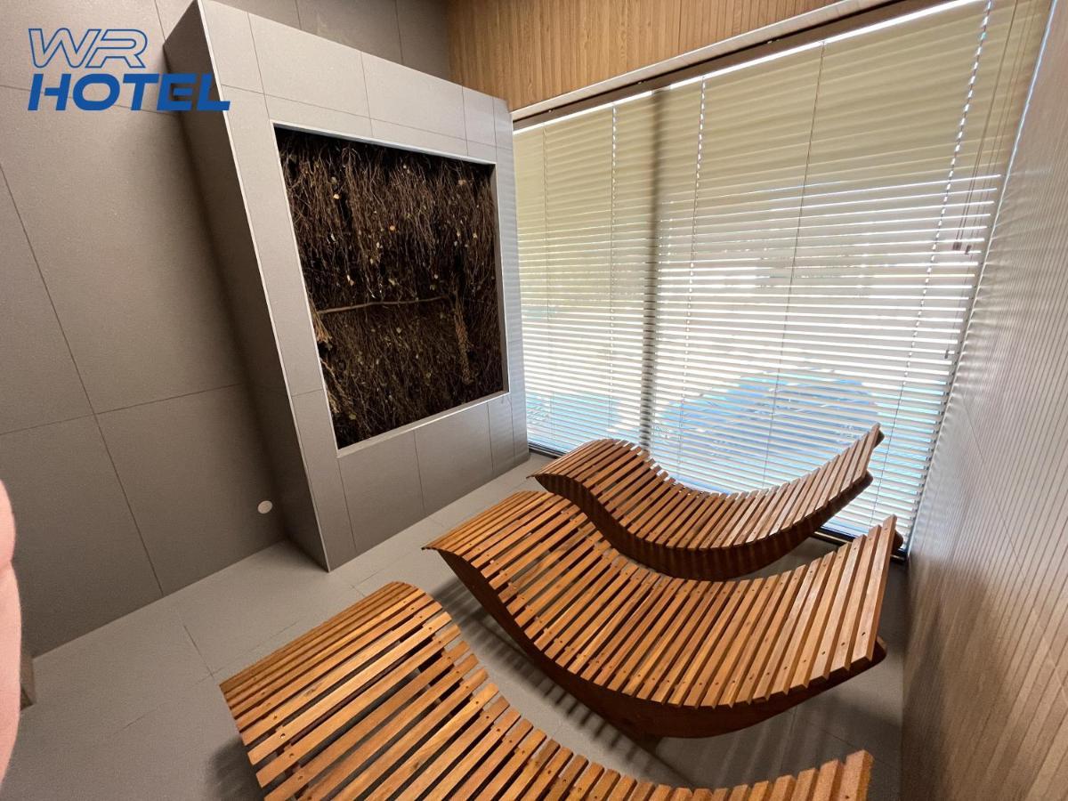 Wr Sport Hotel & Spa - Centrum Sportu I Rozrywki 스빌차 외부 사진
